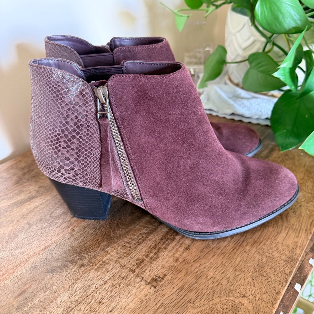 Vionic Anne Size 9.5 Wide Burgundy Suede Snakeskin Ankle Boot Block Heel Comfort
